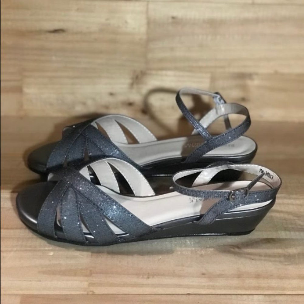 Dyeables Emma Wedge Sandal